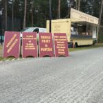 Jani aan onze frietkraam